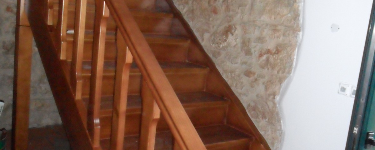 Escadas em madeira, Estruturas para Escadas, Guardas de Escada