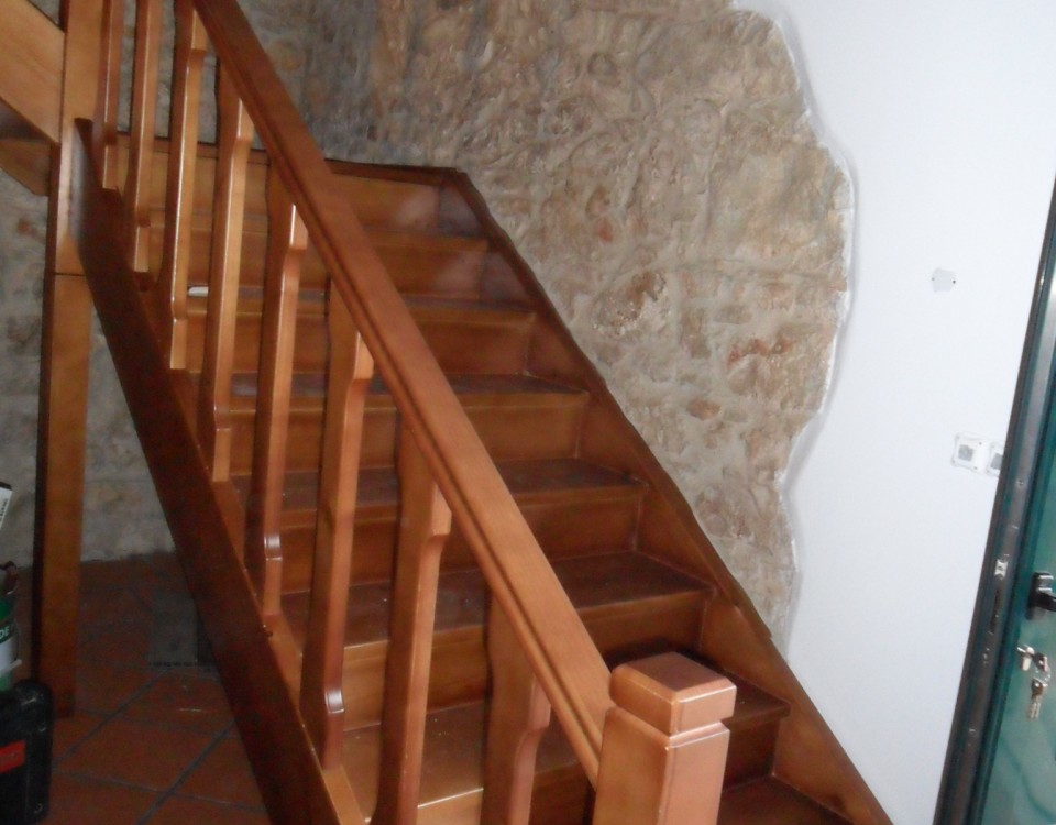 Escadas em madeira, Estruturas para Escadas, Guardas de Escada